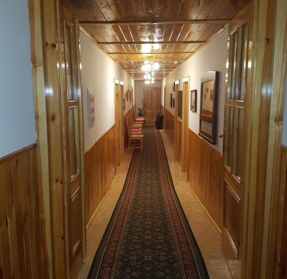 ユースホステル Hostinec Selský Dvůr