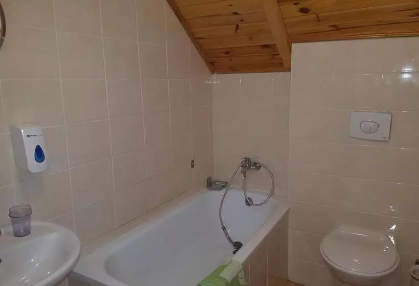 Retkeilymaja Hostinec Selský Dvůr