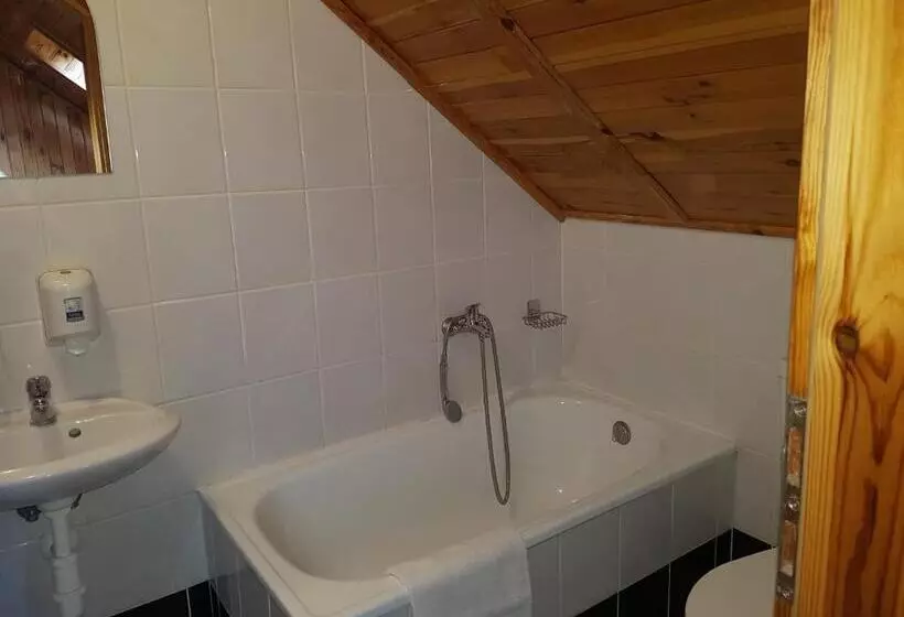 Retkeilymaja Hostinec Selský Dvůr