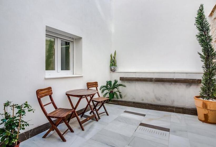 تختخواب و صبحانه Casa Palacio El Condestable De Sevilla