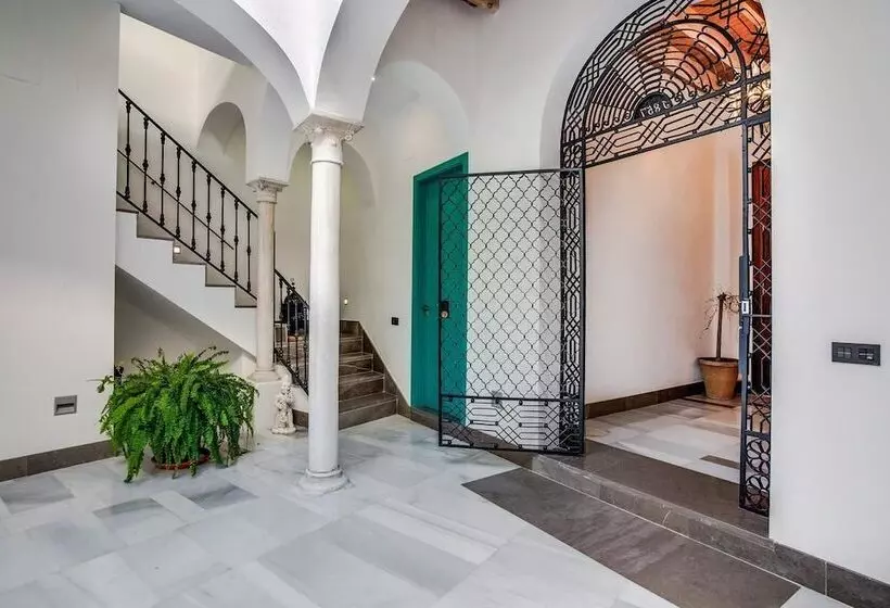 تختخواب و صبحانه Casa Palacio El Condestable De Sevilla