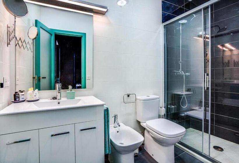 تختخواب و صبحانه Casa Palacio El Condestable De Sevilla