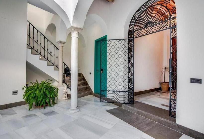 تختخواب و صبحانه Casa Palacio El Condestable De Sevilla