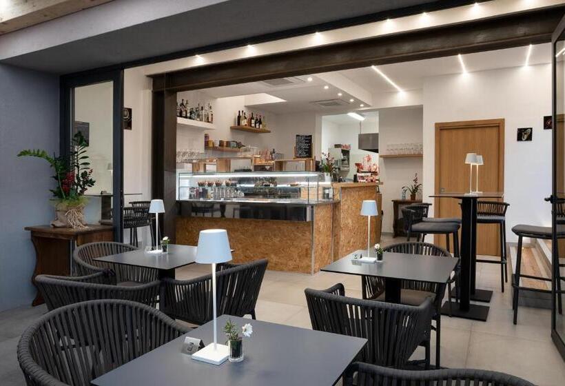 צימר The Square Depandance