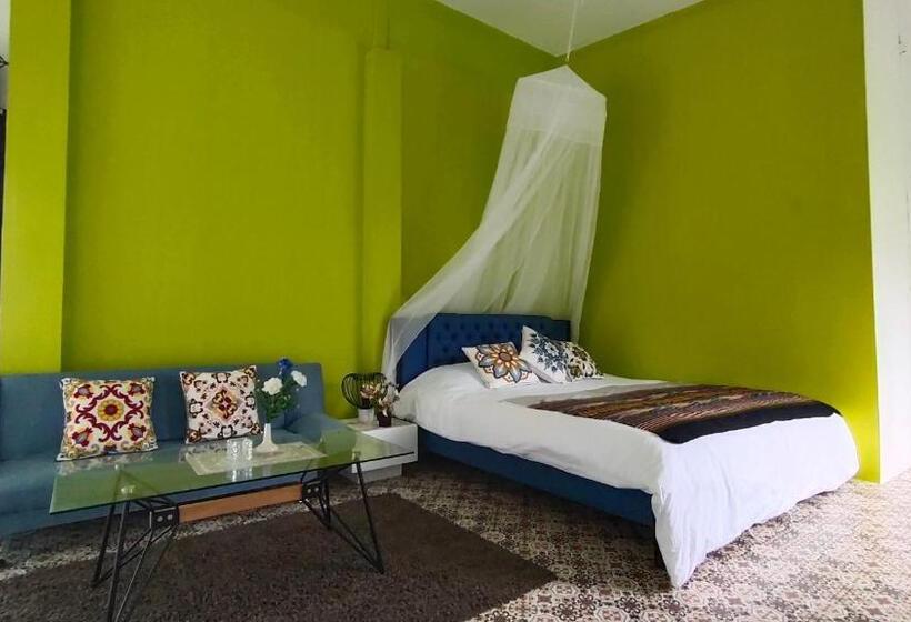 Hotel บ้านภูคำฟ้า ดอยปู่ไข่ Baan Phu Kham Fah