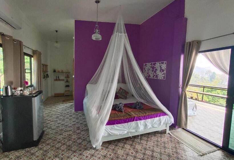 Hotel บ้านภูคำฟ้า ดอยปู่ไข่ Baan Phu Kham Fah