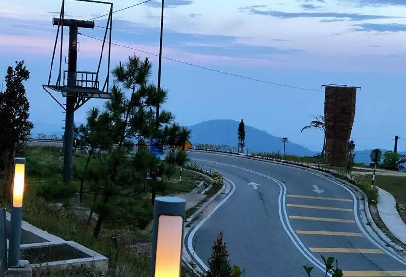 Hotelli Sky D Mont Suites