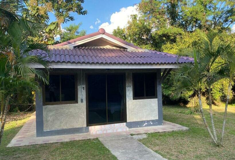 펜션 บ้านสวนวงศ์จินดารักษ์