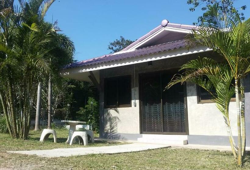 펜션 บ้านสวนวงศ์จินดารักษ์