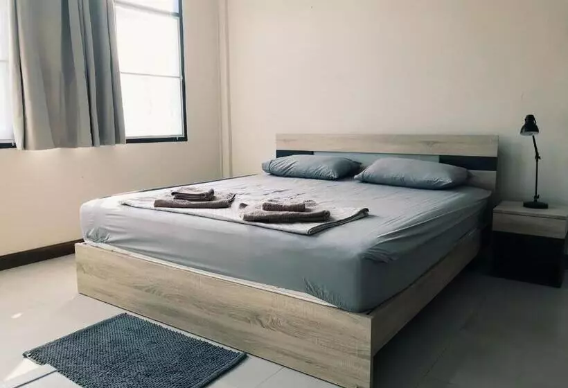 پانسیون New Apartment Nearby Beach