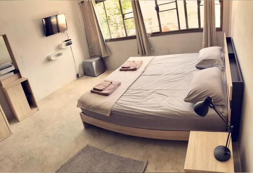 پانسیون New Apartment Nearby Beach