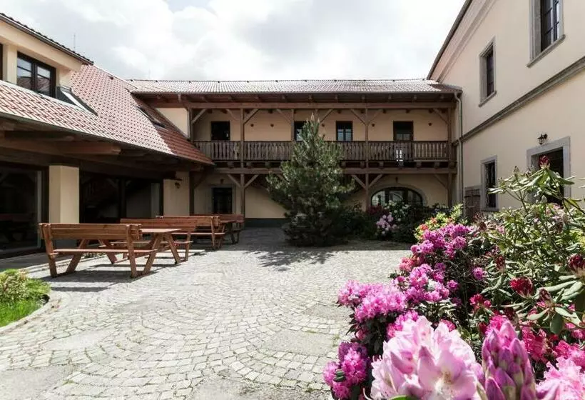 Majatalo Penzion Hůrky