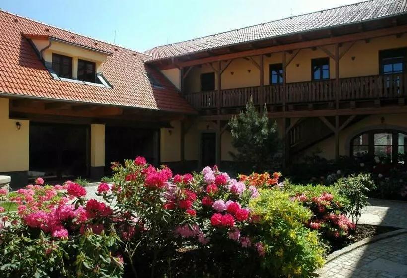 Majatalo Penzion Hůrky