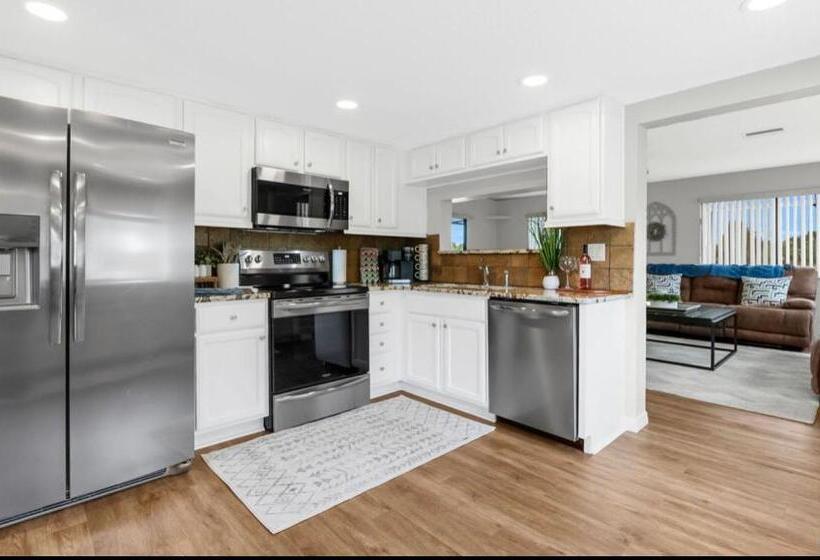 Saltwaterpool  Gameroom  Tropical Sunsets   Kayaks   Fishing