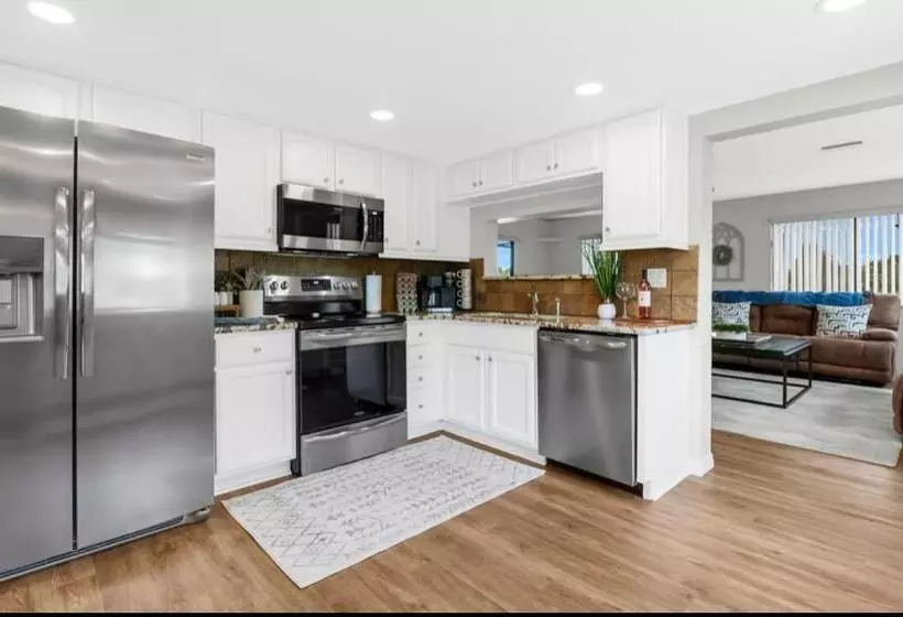 Saltwaterpool  Gameroom  Tropical Sunsets   Kayaks   Fishing