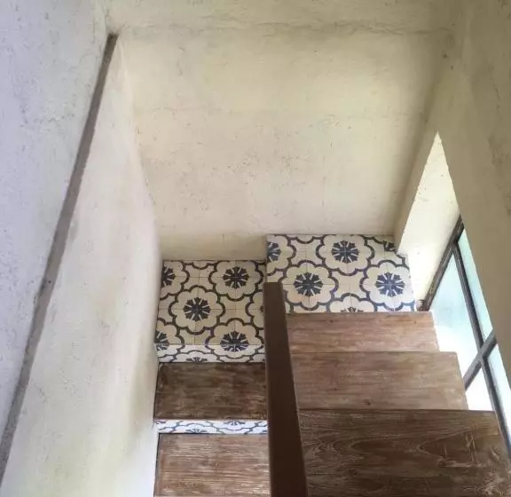 ユースホステル Amrita Villa Sidemen