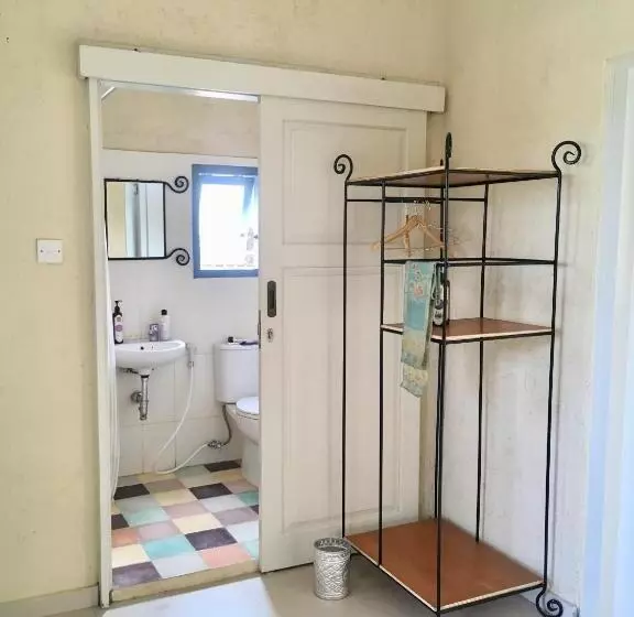 ユースホステル Amrita Villa Sidemen