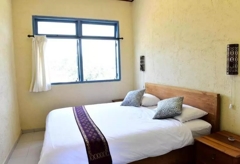 ユースホステル Amrita Villa Sidemen