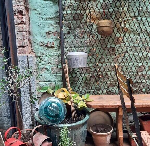 Gîte Redouté Agréable Maison De Ville Avec Cour Intérieure