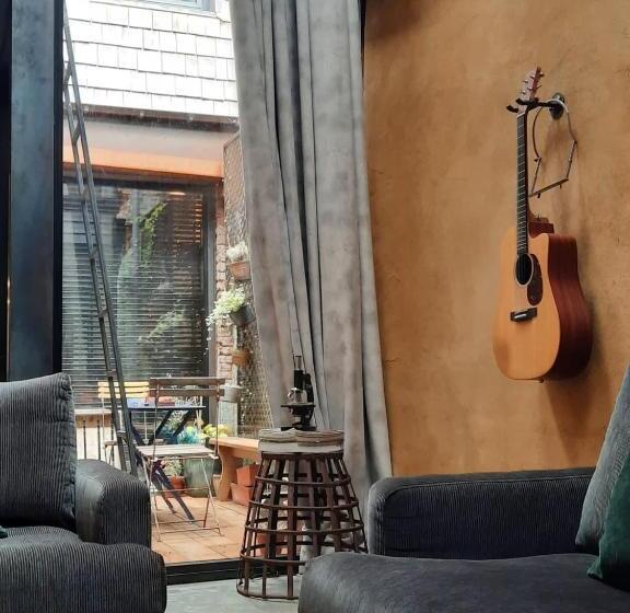 Gîte Redouté Agréable Maison De Ville Avec Cour Intérieure