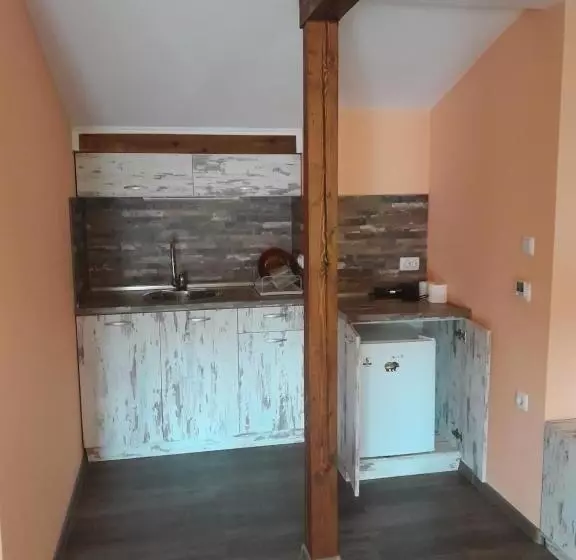 ペンション къща за гости романс