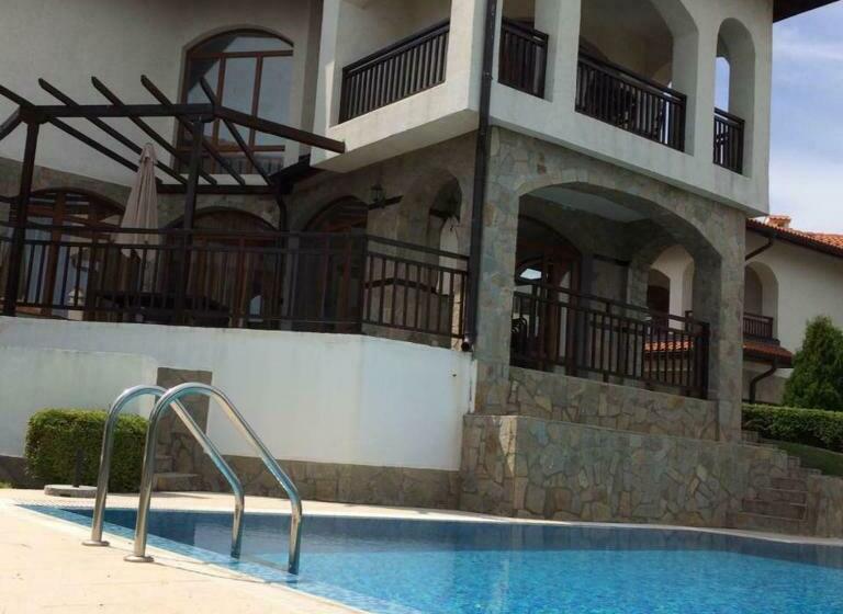 膳宿费 къща за гости мускат 2