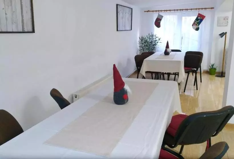 ペンション Casa Zura