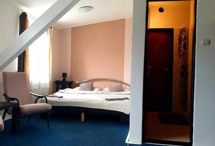 Majatalo Penzion Stavař