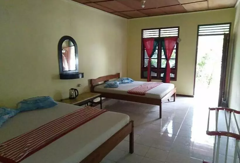 Majatalo Sibayak Guesthouse