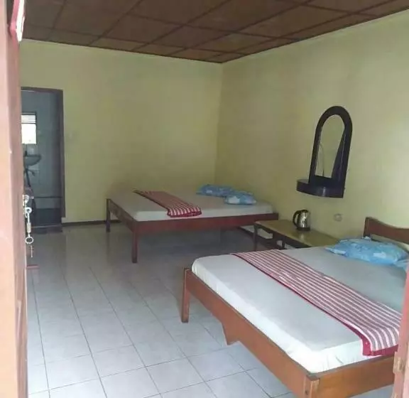 Majatalo Sibayak Guesthouse