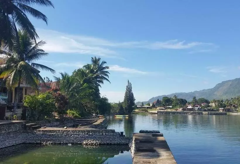 Majatalo Sibayak Guesthouse