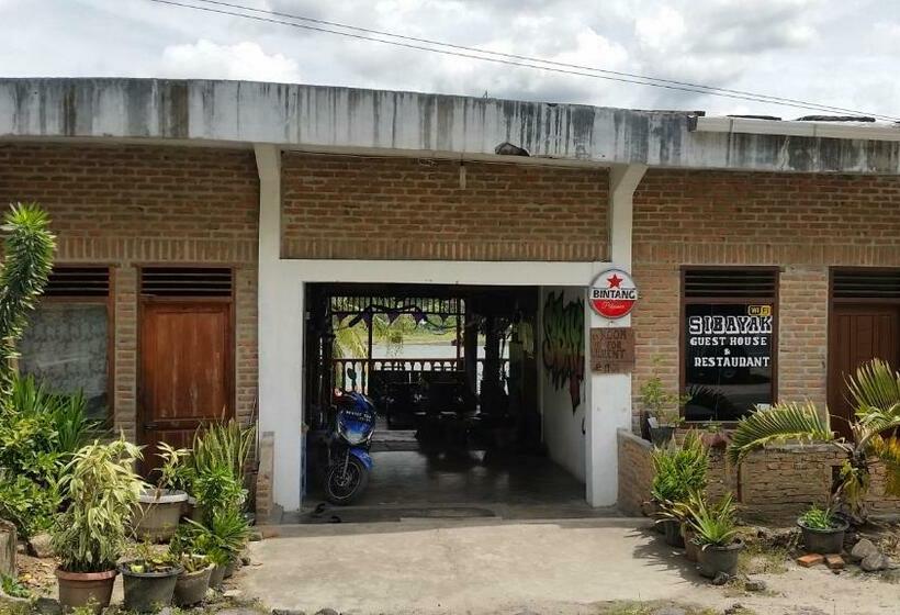 פנסיון Sibayak Guesthouse