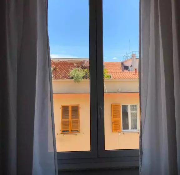 پانسیون The Gate To Cinque Terre