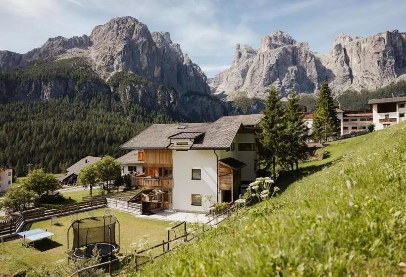 Residence Costa Burjada