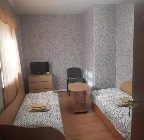 هاستل Ginto Svetingi Namai