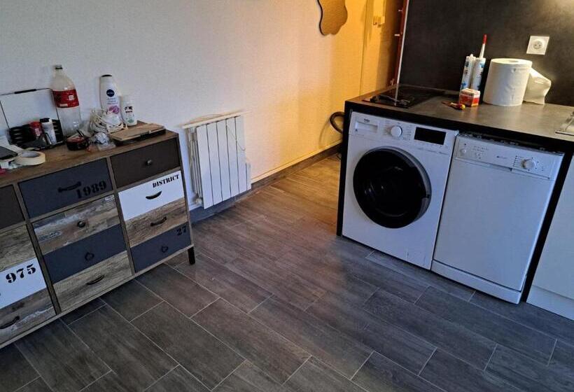 Appartement T2 27m² Meublé, Vue Mer à 50m De La Plage