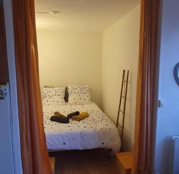 Appartement T2 27m² Meublé, Vue Mer à 50m De La Plage