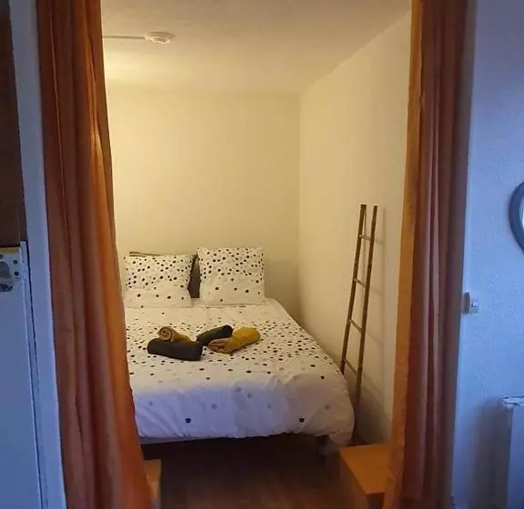 Appartement T2 27m² Meublé, Vue Mer à 50m De La Plage