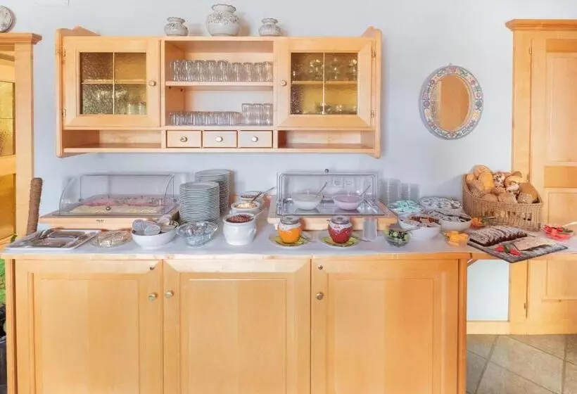 ベッドアンドブレックファースト Garni Volgger