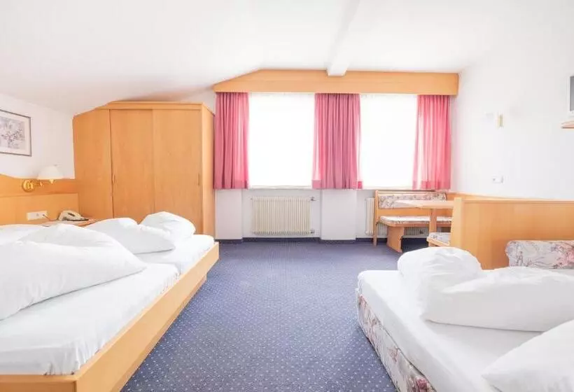 ベッドアンドブレックファースト Garni Volgger