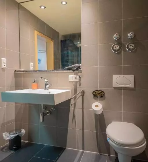 Feworld Living   Near Salzburg City