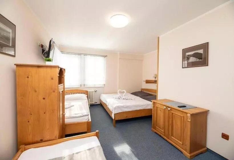 Majatalo Penzion Vysoká Stráž