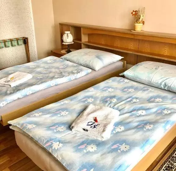 Majatalo Vila Adéla   Teplice