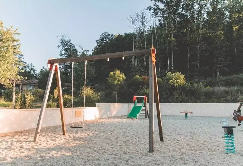 Retkeilymaja Terres De France   Les Hameaux De Pomette