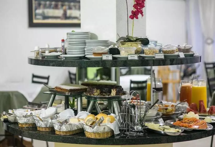 בית מלון כפרי Grand Prix