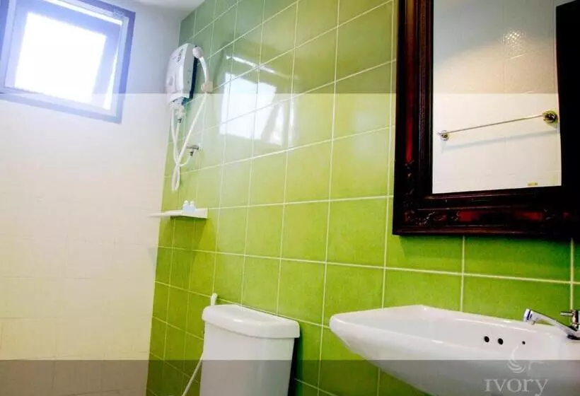 Hotel Ivory Phi Phi Island