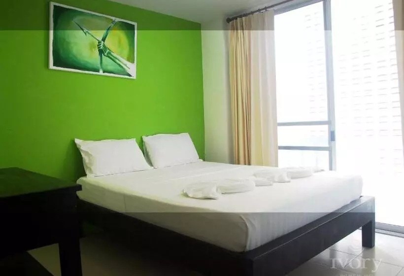 Hotel Ivory Phi Phi Island