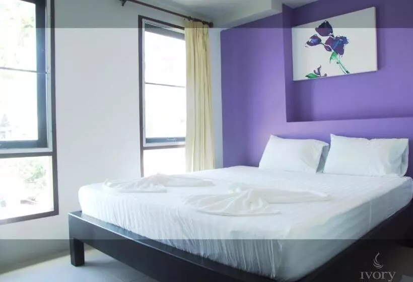 Hotel Ivory Phi Phi Island