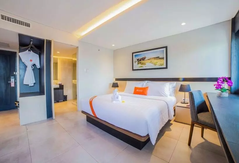 J4 Hotels Legian