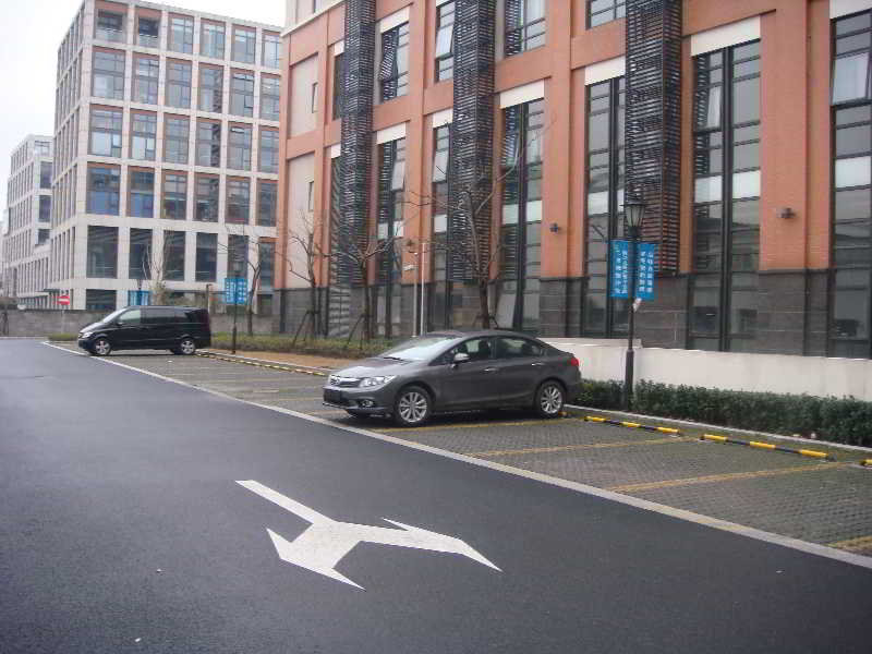 בית מלון כפרי Jin Jiang Inn Hu Qing Ping Road No.2